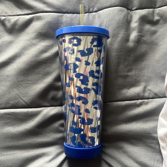 Blue cheetah Tumblr - Picture 1 of 3